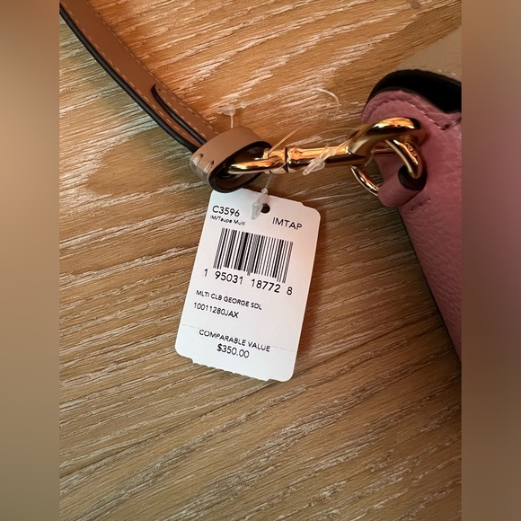 Coach - Picture 6 of 6